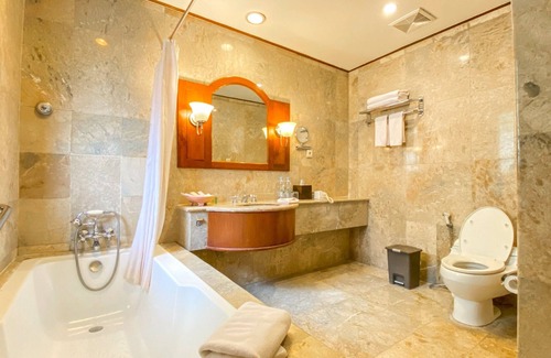 Colomadu Resort | Lorin Solo Hotel