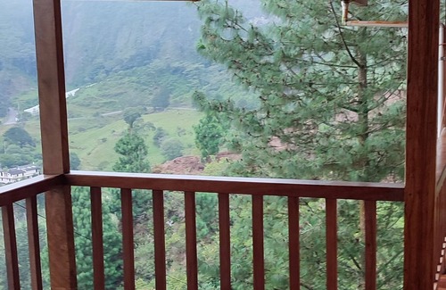 Banos de Agua Santa Cabin | Los Alpes 1 familiar