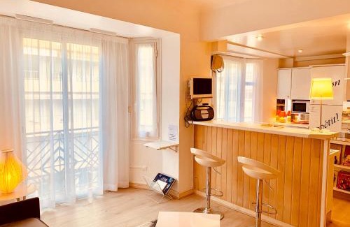 Cannes City Centre Apartment | Los Angeles