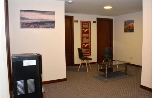 Quito Apartment | Los Angeles Stay Inn