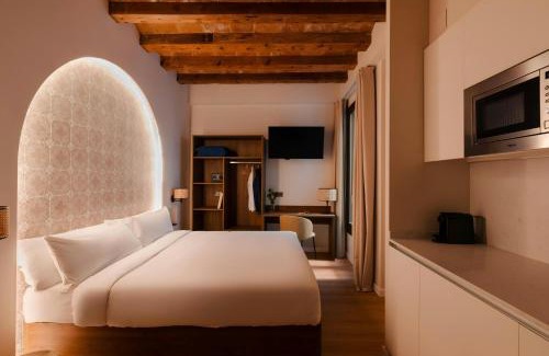 Gothic Quarter Hotel | Los Arcos Hotel Gothic Quarter, Sonder by Marriott Bonvoy