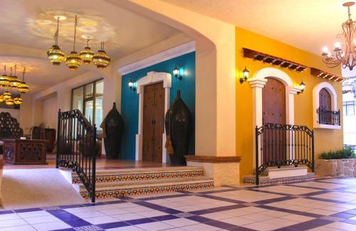 Romantic Zone Hotel | Los Arcos Suites