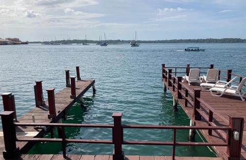Carenero Island Hotel | Los Balcones Over The Sea