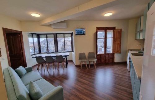Madrigal de la Vera Apartment | Los Cuatro Caños