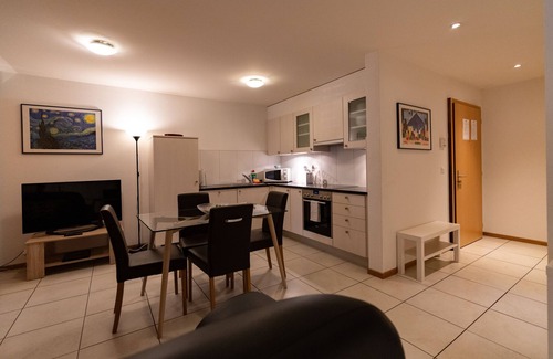 Bulle Apartment | Los Lorentes Residences - Bulle