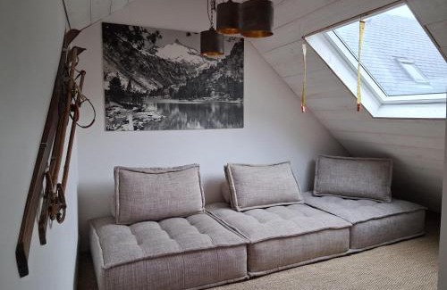 Bazus-Aure House | Los Montanhoùs