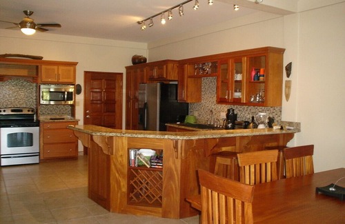 Placencia Condo | Los Porticos Villas (Villa 7C) - Beautiful Condo Near Placencia Village