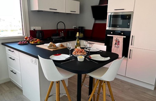 Guilvinec Apartment | Lostendro, appartements vue port