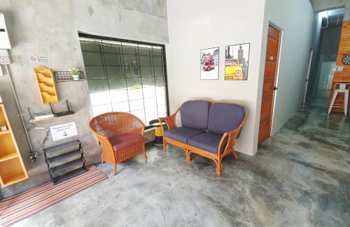 Seremban House | Lot 85 Seremban Town New Cozy Homestay Lobak Roomstay