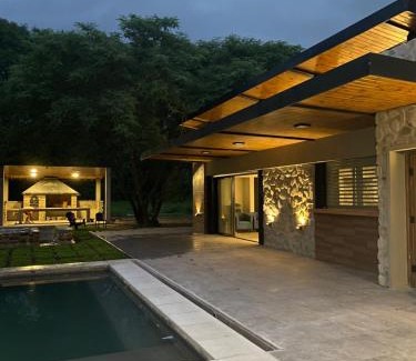 Villa San Lorenzo Apartment | Loto San Lorenzo PB l Piscina & Naturaleza