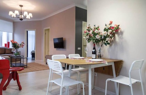 Mykolaiv Apartment | Lotos for You Apartments 2, RED PIANO