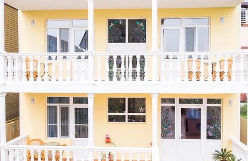 Blagoveshchenskaya House | Lotos Zelyonaya Krysha Guest House