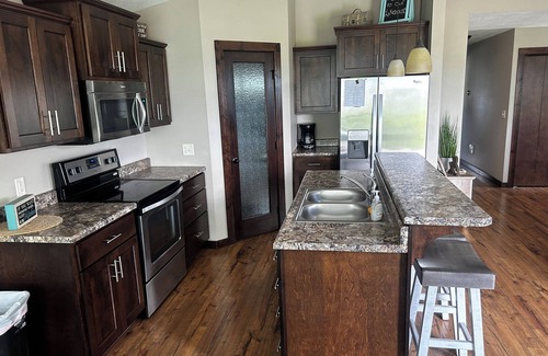 Spirit Lake Cabin | Lotsa August dates open~PriceREDUCED!~3bedroom, 2bath~finished garage area
