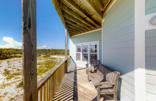 Fort Morgan House | Lotsa Dunes by Meyer Vacation Rentals