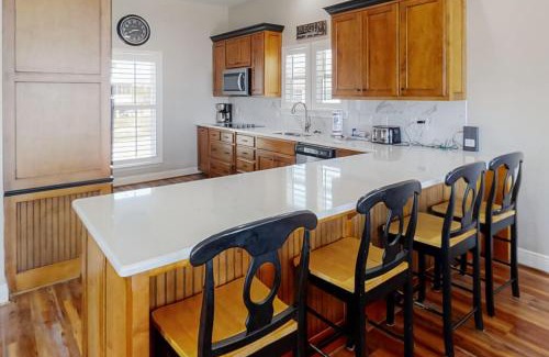 Fort Morgan House | Lotsa Dunes by Meyer Vacation Rentals