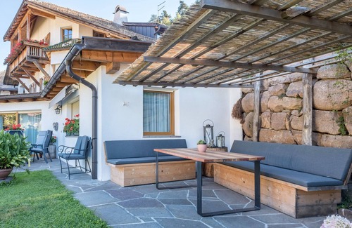 Trodena Apartment | 'Lotschenhof Apartment Tulpe' with Mountain View, Garden & Wi-Fi