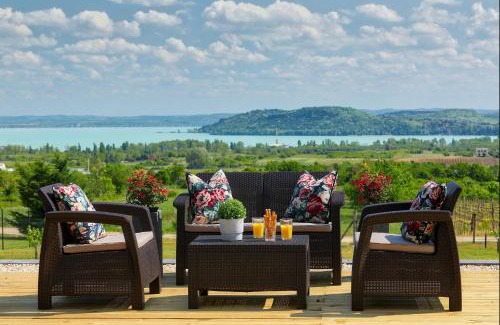 Balatonfured House | Lotti Residnece Familyar