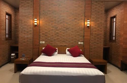 Borobudur House | Lotus 2 Guest House