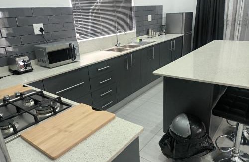 Winklespruit Apartment | Lotus Accommodation