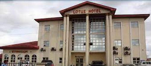 Port Harcourt Cabin | Lotus Hotels and Suites