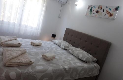 Dodosi House | Lotus House Dodoši