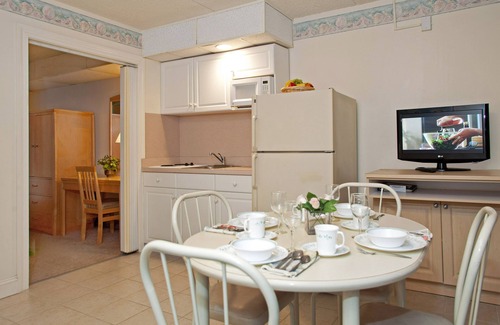 Wildwood Crest Hotel | Lotus Inn