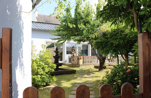 Lanester House | LOTUS LORIENT /LANESTER GITE