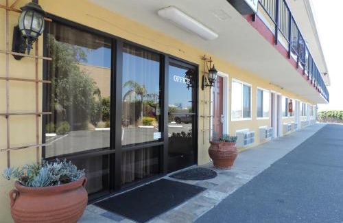 Lompoc Hotel | Lotus of Lompoc - A Great Hospitality Inn