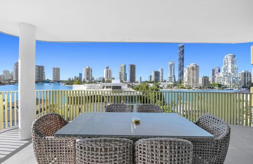 Surfers Paradise Apartment | LOTUS RESORT