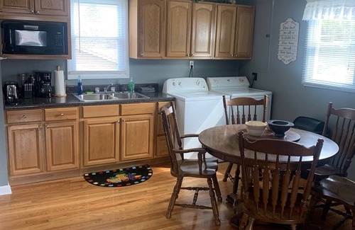 Hampton Apartment | Lou's Loft of Hampton, TN