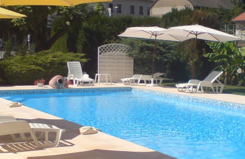 Les Aubugues Apartment | Loue Agréable T4 de 120 m2 Avec Piscine Pour 6/8 p
