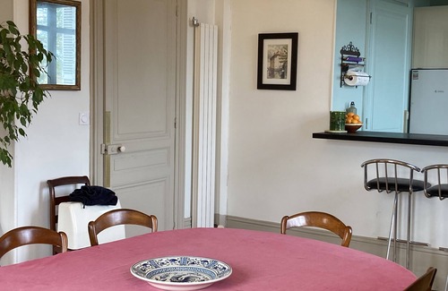 Mont-Saint-Aignan Apartment | Loue Appartement, Proche Gare de Rouen, à 1h15 de Paris, Olympic Games, JO
