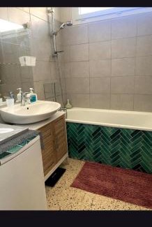 Saint-Victoret House | Loue chambre chez l'habitant