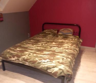 Heuze - Saint-Georges House | Loue une chambre pour les 24 heures voiture