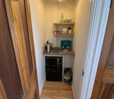 Partry Bed & Breakfast | Lough Carra House - Room only with Kitchenette