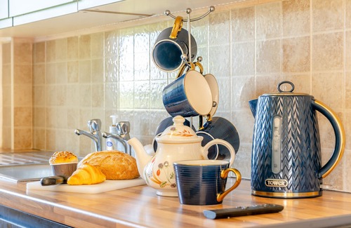 Llantwit Major House | Lougher-Moor - Three Bedroom House, Sleeps 5