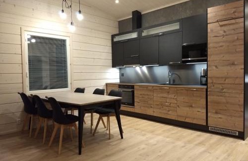 Akaslompolo Apartment | Louhi B
