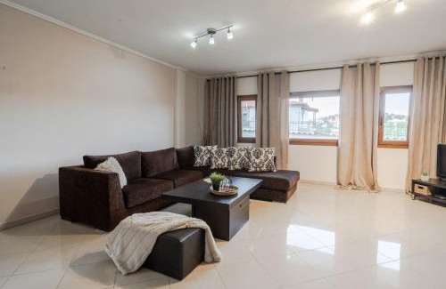 Pylaia-Chortiatis Apartment | Loui's Garden House