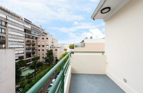 Juan-les-Pins Apartment | LOUIS GALLET Centre JUAN LES PINS 50m des plages