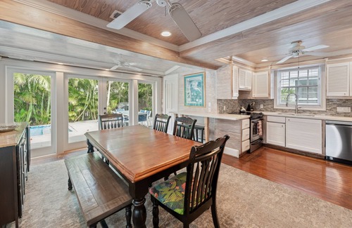 Uptown - Upper Duval House | Louisa House: A comfortable four bedroom vacation hideaway