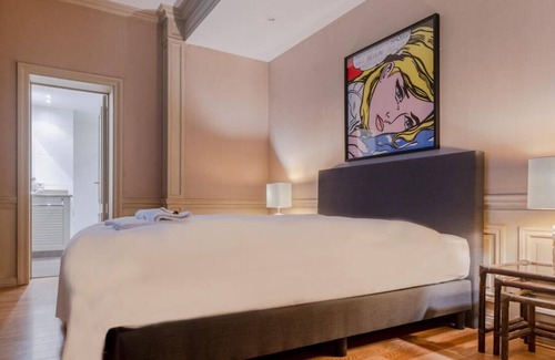 Ixelles Apartment | Louise Royal Residence