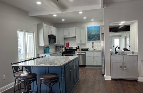 Springfield House | Louisiana Tickfaw River House Near New Orleans, Baton Rouge! Best Views! HotTub!