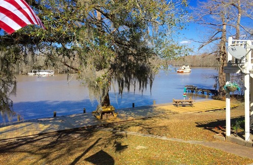 Killian House | Louisiana Vacation Rental on Tickfaw River Near Baton Rouge & New Orleans