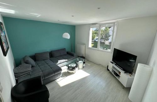 Monce-en-Belin Apartment | "LOUJADE" Maison 3 Chambres à Moncé en Belin - Proche Circuit 24h du Mans
