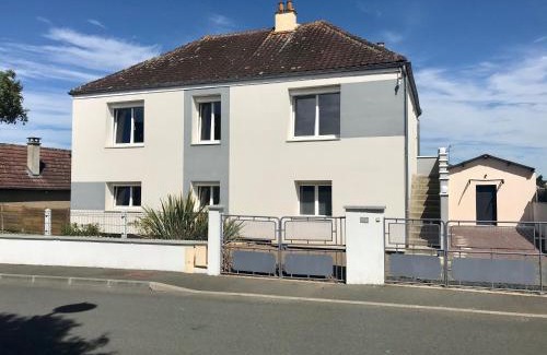 Monce-en-Belin Apartment | "LOUJADE" Maison 3 Chambres à Moncé en Belin - Proche Circuit 24h du Mans