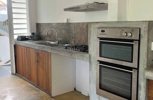 La Gaulette Apartment | LouKaz Apartment - Coconut Grove