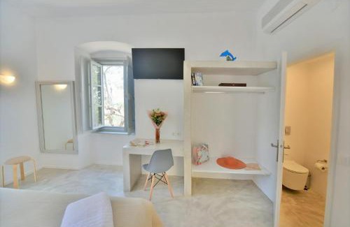 Hydra Apartment | Loukia's Apartments