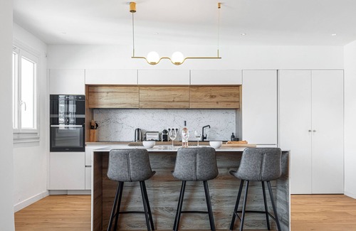 Centre Ville-Gare Apartment | Loulib Apartment | Train Station & Libération Market, AC & Terraces