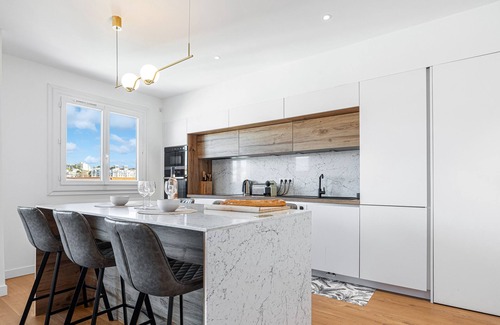 Centre Ville-Gare Apartment | Loulib Apartment | Train Station & Libération Market, AC & Terraces