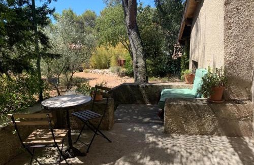 Quartier des Espesses House | Loumaset-agréable petite maison-garrigues de Nîmes